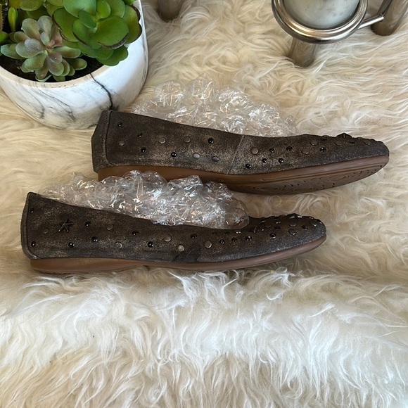 YKX&CO Gray Cloth Studded Round Toe Ballet Flat Size EU 39 - Picture 5 of 13